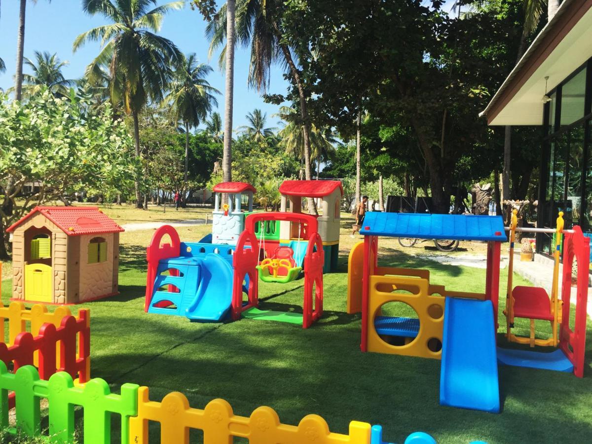 Racha Island Resort Ko Racha Yai Exterior foto